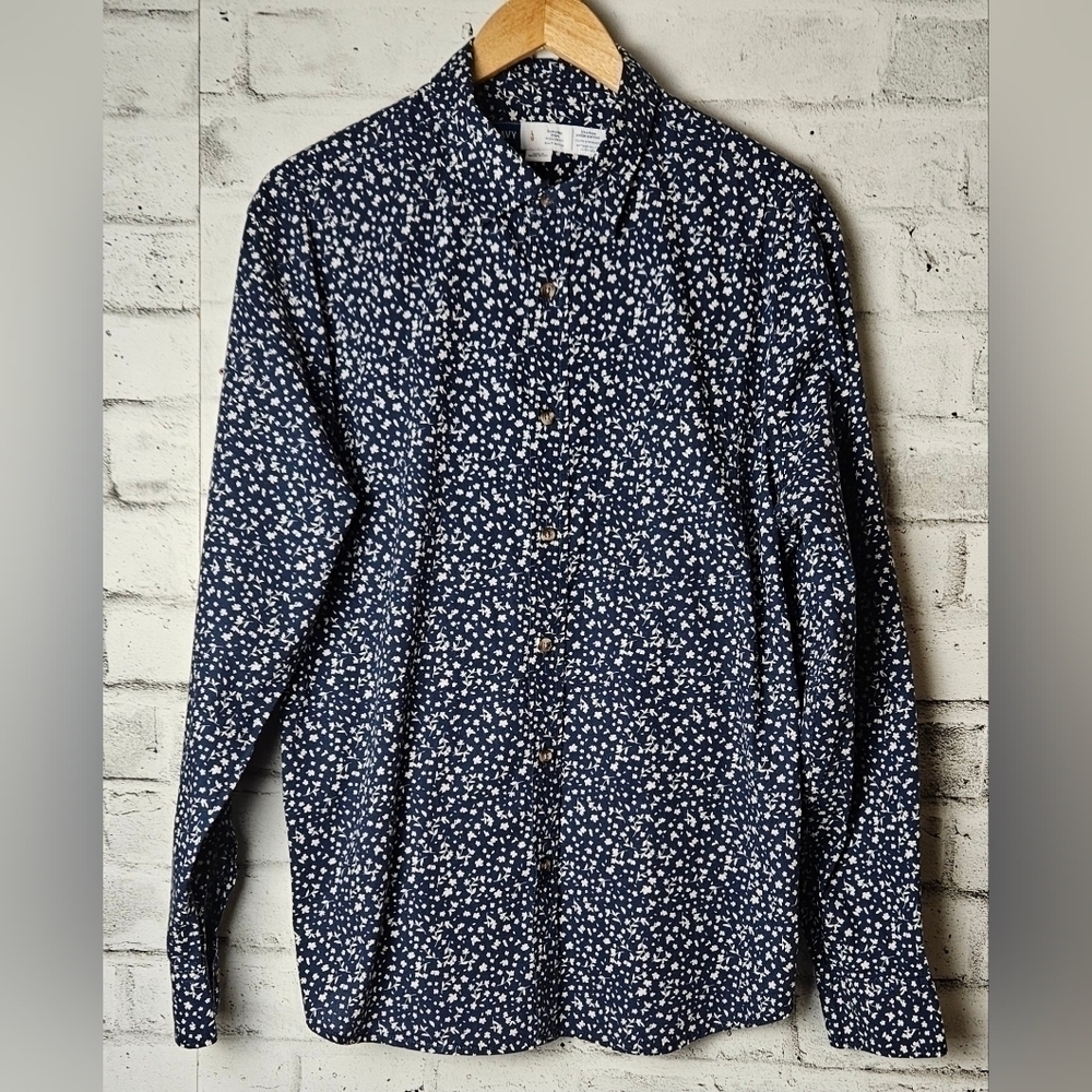 Old Navy Blue White Floral Print Button Up Shirt Mens Large Regular Fit
